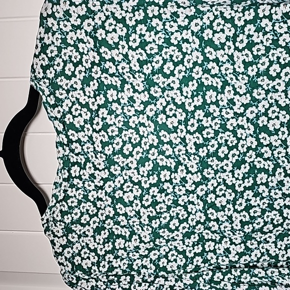 Lucky Brand XL green floral tshirt - Picture 8 of 10